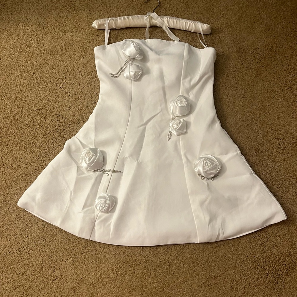 Summer White 🤍 Never Worn